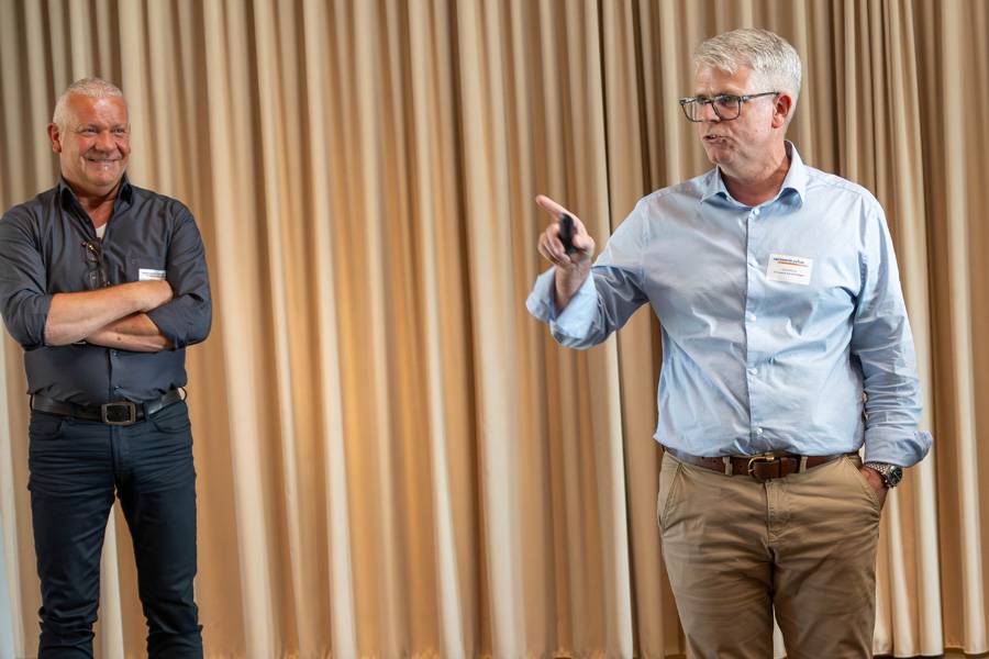 Daniel Röschli spricht über Verbandsarbeit, Anreizsysteme und die Herausforderungen in der Berufsbildung – ein Referat, das zeigt: Verbandspolitik ist kein Auslaufmodell, sondern eher ein Werkzeug, das regelmässig nachjustiert werden muss.