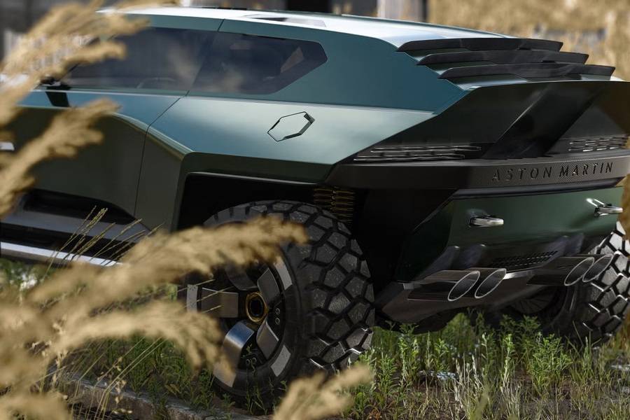 Zwischen Gras und Gestrüpp zeigt der Dreadnought seine Offroad-Seite. Einen echten Lackkratzer muss Aston Martin trotzdem nicht fürchten – Pixel sind bekanntlich geduldig.