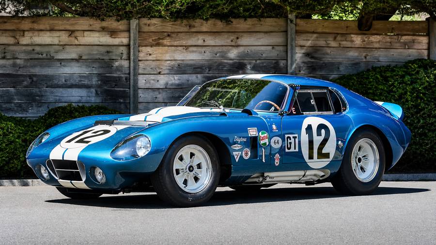 Gebaut, um Ferrari zu schlagen: Das Shelby Cobra Daytona Coupé CSX2300 von 1964 zählt zu nur sechs produzierten Exemplaren und kommt in Pebble Beach unter den Hammer.   Foto: Gooding & Christie’s