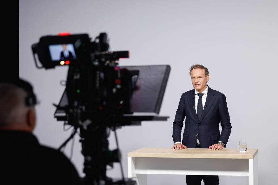Oliver Blumes Radikalkur ist beschlossen: Bis 2035 soll jedes zweite Modell verschwinden, die Komplexität um drei Viertel sinken.