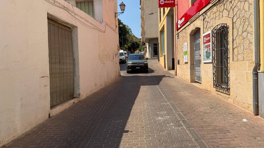 Wo Hauswände und Strassenrand zusammenrücken, wird gute Übersicht wichtiger als Motorleistung.