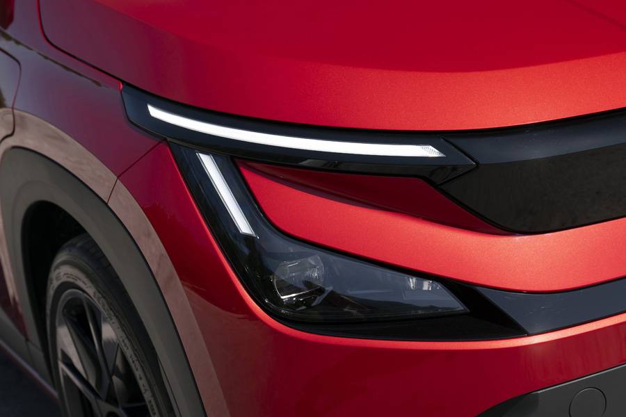 La signature lumineuse en T compte parmi les principaux signes distinctifs du nouveau design. Sur notre voiture d’essai, les phares Matrix LED optionnels disposent de douze segments pilotables afin d’éclairer efficacement sans éblouir les autres usagers.