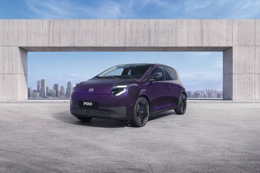 Compact, mais loin de passer inaperçu : dans sa teinte Wonder Purple, le Pixo montre qu’une citadine électrique peut elle aussi cultiver sa différence.