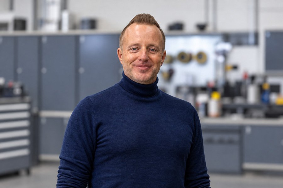 Après sept années chez Südo Jasa, Andreas Stocker rejoint AMAG, à Cham, pour prendre la direction du secteur carrosserie et peinture.