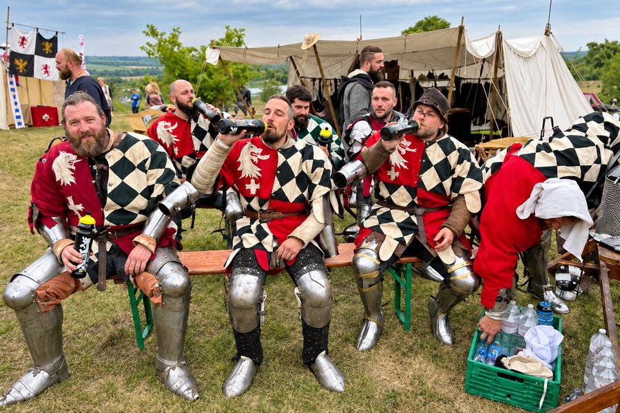 Tournoi de Münzenberg 2022 : entre les combats, chaque petite pause est bonne à prendre pour pouvoir récupérer. 