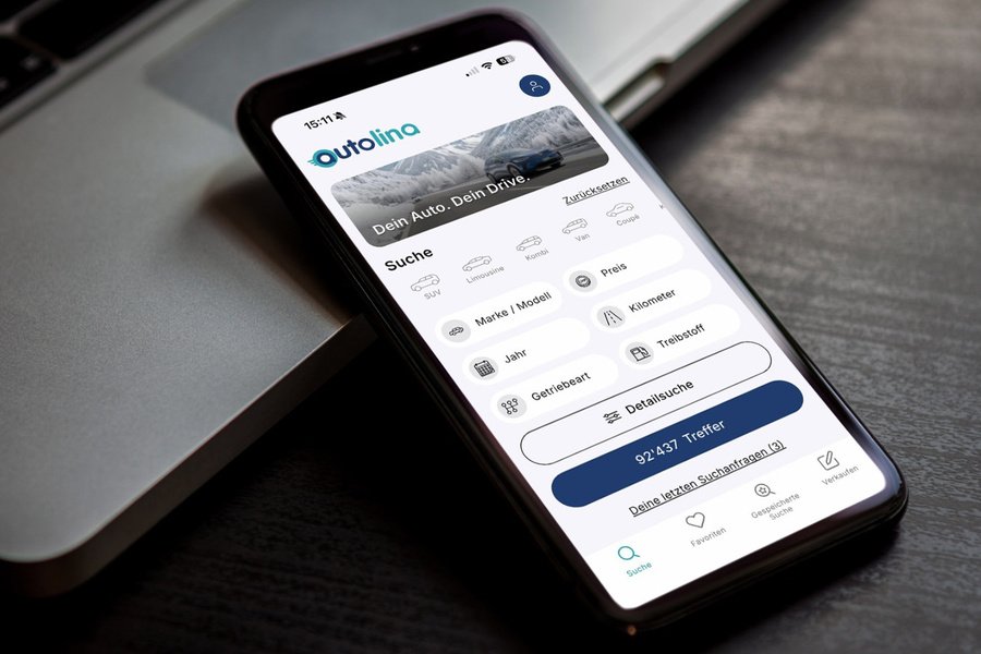 La recherche de véhicules sur smartphone : Autolina renforce sa présence au Swiss Automotive Show de Berne, dont le portail deviendra partenaire principal dès 2027.